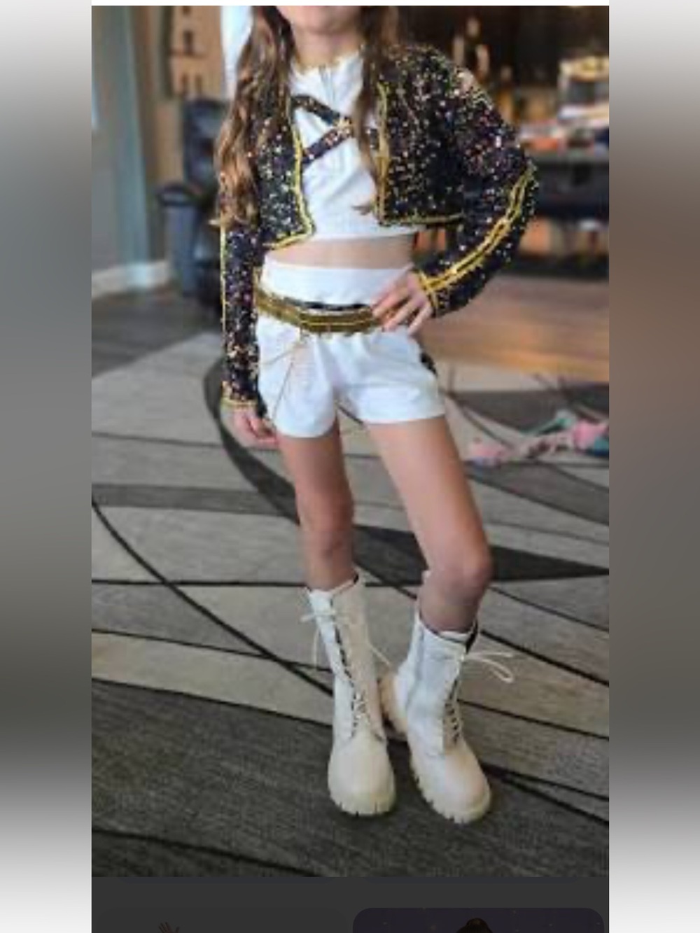 KPOP DEMON HUNTRX deluxe RUMI golden Sequin Cropped Jacket & White Crop Top Set - Picture 12 of 12
